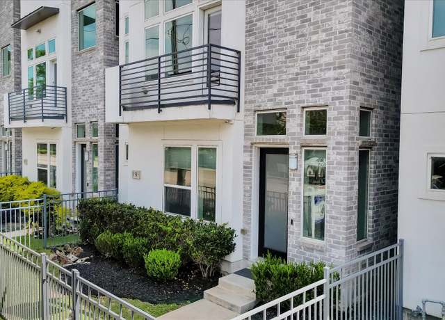 Property at 1515 Elgin St, Houston, TX 77004, 3 beds, 3.5 baths