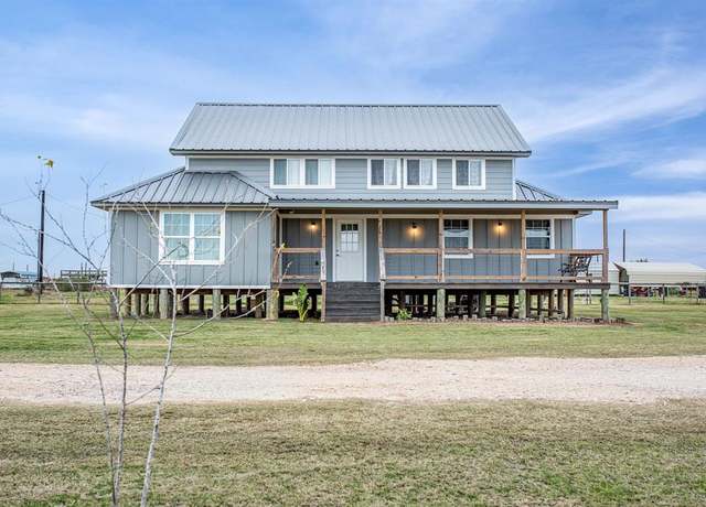 Property at 165 Sea Urchin Ln, Palacios, TX 77465, 4 beds, 3 baths