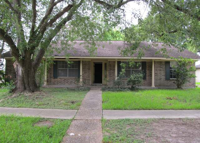 Property at 15322 Torry Pines Rd, Houston, TX 77062, 4 beds, 2 baths