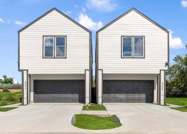 Property at 9009 Comal St, Houston, TX 77051, 3 beds, 2.5 baths