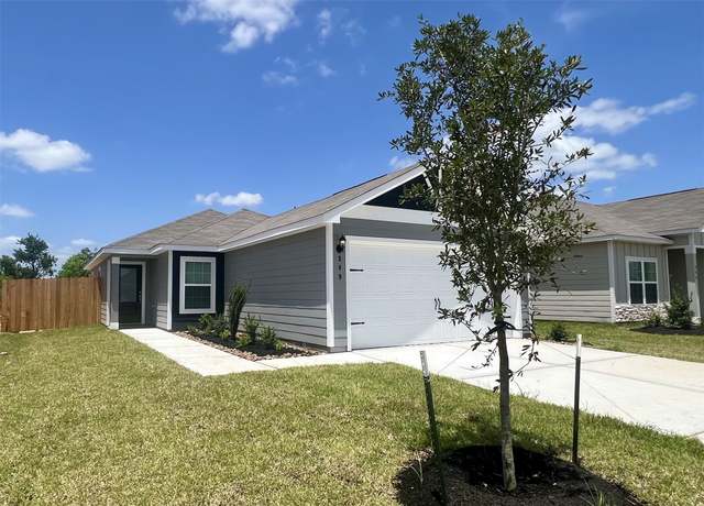 Property at 389 Tejas Trl, Waller, TX 77484, 3 beds, 2 baths