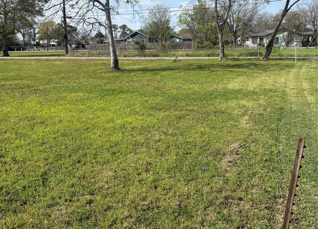 Property at 1002 Rufus St, Richmond, TX 77469