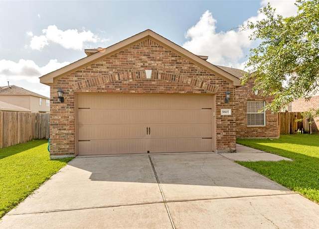 Property at 9807 Opal Rock Dr, Rosharon, TX 77583, 4 beds, 2.5 baths