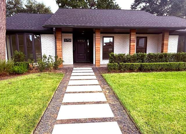 Property at 5751 Braesheather Dr, Houston, TX 77096, 3 beds, 2 baths