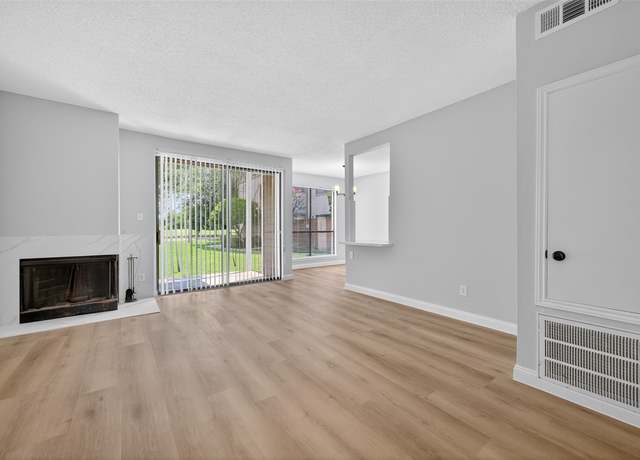 Property at 8205 Sands Point Dr #141, Houston, TX 77036, 1 bed, 1 bath
