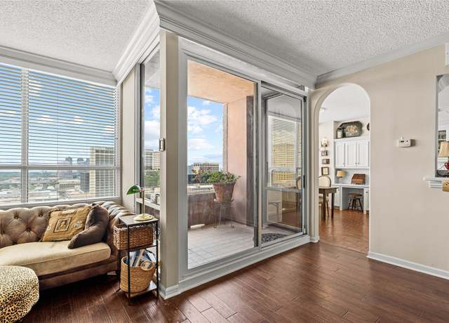 Property at 5150 Hidalgo St #1702, Houston, TX 77056, 2 beds, 3.5 baths