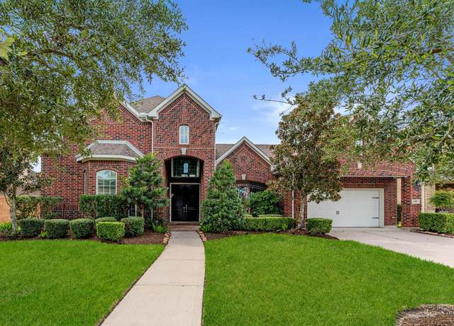 Property at 4310 Red Eagle Pass Ln, Manvel, TX 77578, 4 beds, 3.5 baths