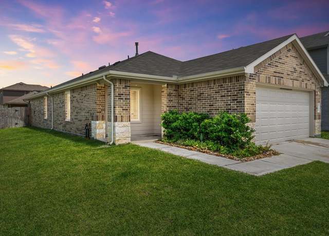 Property at 5203 Mossdale Bluff Ln, Spring, TX 77373, 3 beds, 2 baths
