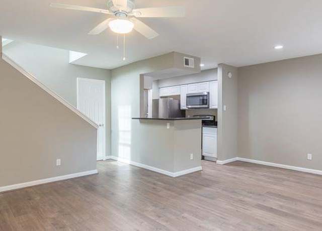 Property at 14600 Fonmeadow Dr #1200, Houston, TX 77035, 1 bed, 1.5 baths