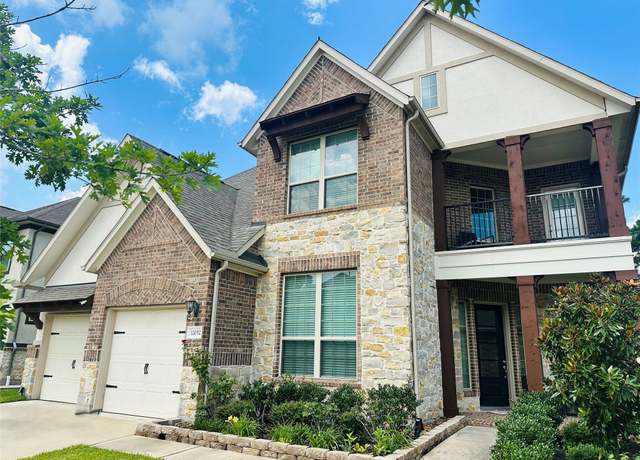 Property at 32052 Autumn Orchard Ln, Conroe, TX 77385, 4 beds, 3.5 baths