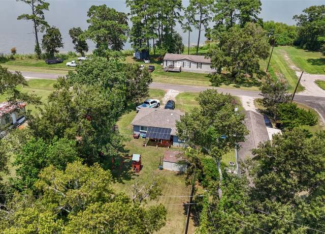Property at 908 Wheeler St, Anahuac, TX 77514, 2 beds, 1 bath