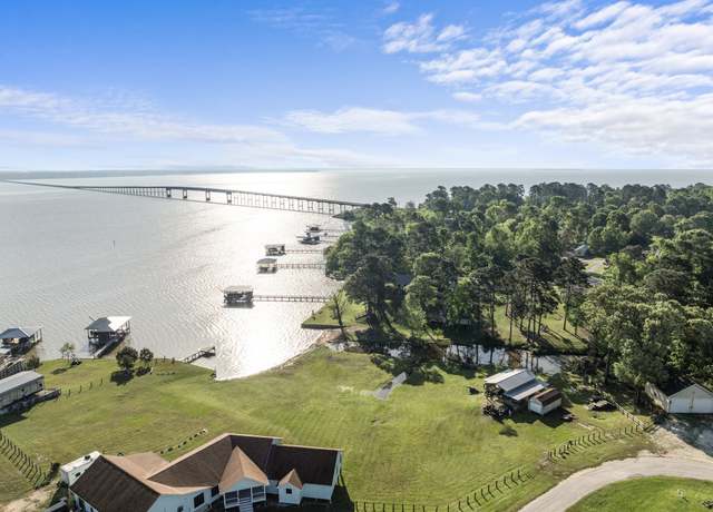 Property at 500 Lagoon Dr, Point Blank, TX 77364