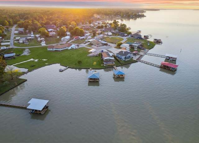 Property at 500 Lagoon Dr, Point Blank, TX 77364