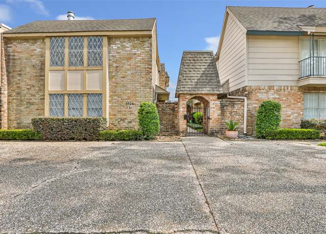 Property at 5524 Beverlyhill St #4, Houston, TX 77056, 2 beds, 2.5 baths