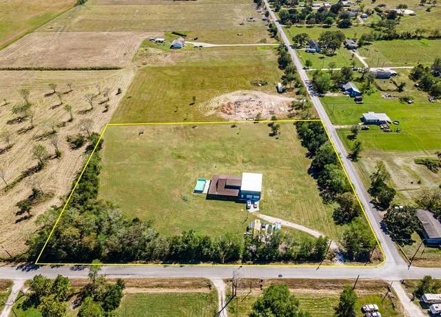 Property at 6627 County Road 167, Alvin, TX 77511, 4 beds, 3 baths