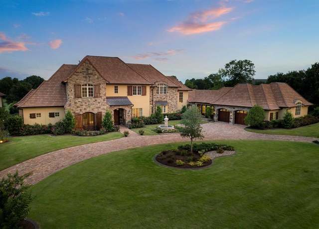 Property at 139 Club Creek Dr, Montgomery, TX 77356, 5 beds, 6 baths