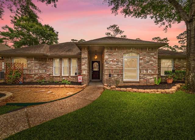 Property at 15726 Gettysburg Dr, Tomball, TX 77377, 3 beds, 2.5 baths
