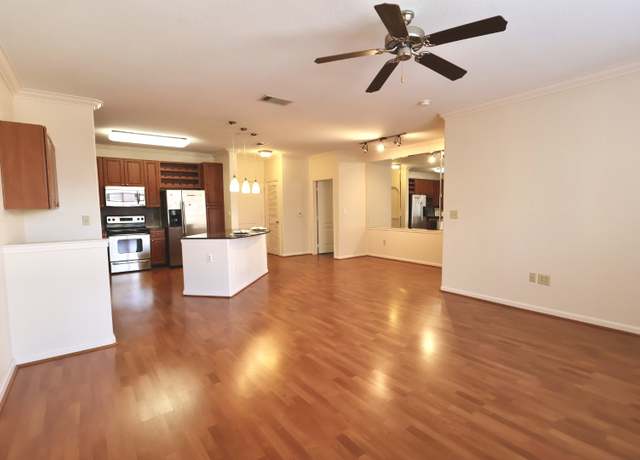 Property at 1711 Old Spanish Trl #448, Houston, TX 77054, 1 bed, 1 bath