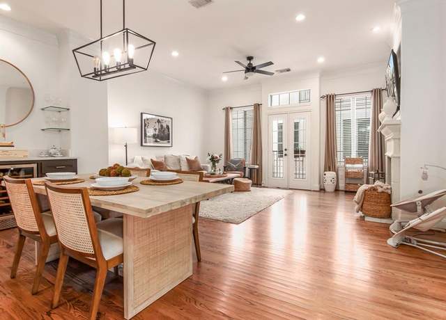 Property at 4133 Dickson St, Houston, TX 77007, 3 beds, 3.5 baths