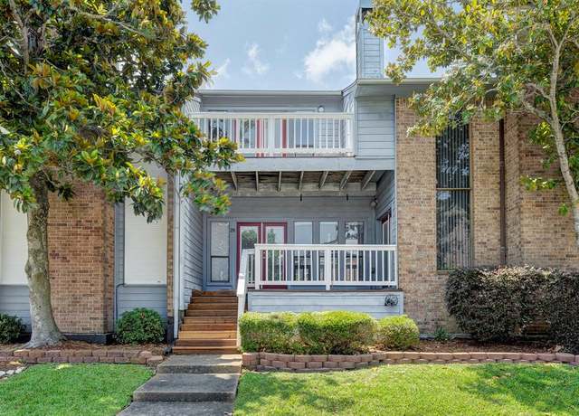 Property at 2601 S Broadway St #29, La Porte, TX 77571, 2 beds, 2.5 baths