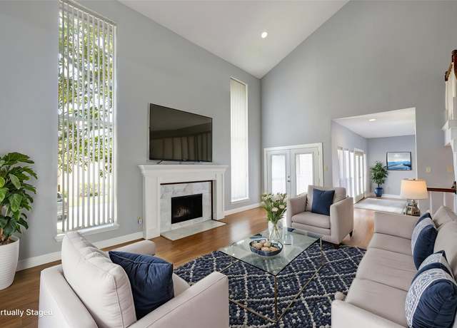 Property at 2601 S Broadway St #29, La Porte, TX 77571, 2 beds, 2.5 baths
