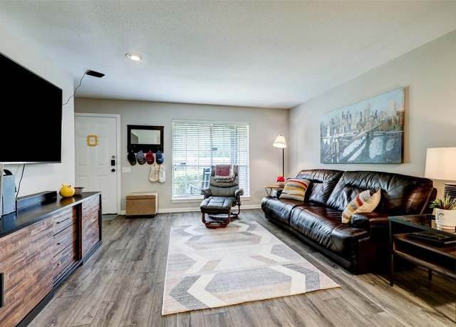 Property at 1860 White Oak Dr #359, Houston, TX 77009, 2 beds, 1 bath