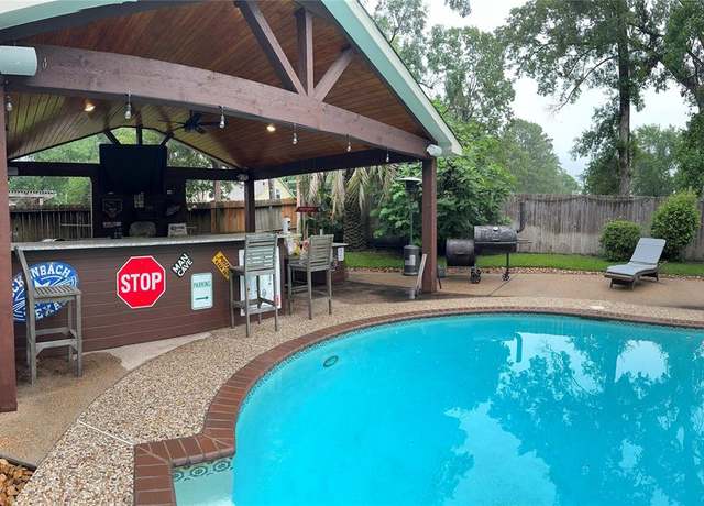 Property at 4119 Haven Pines Dr, Houston, TX 77345, 4 beds, 2.5 baths
