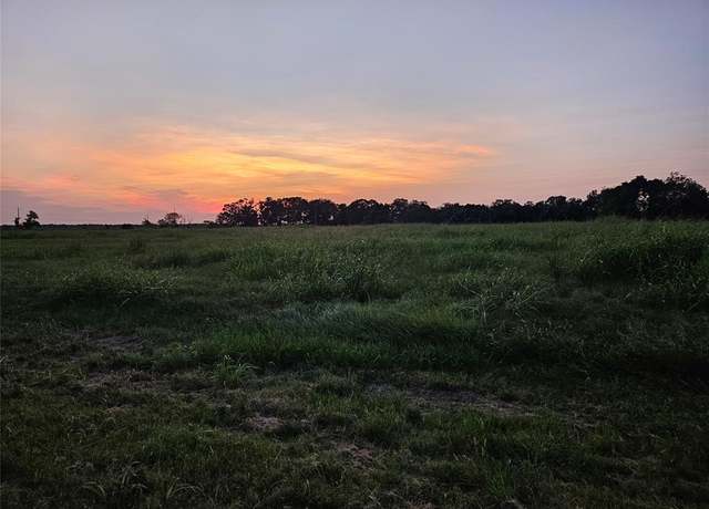 Property at 248 Shetland Ct, Angleton, TX 77515