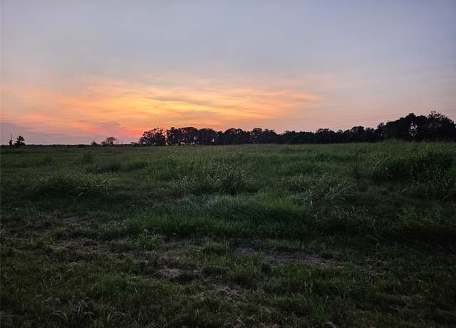 Property at 248 Shetland Ct, Angleton, TX 77515