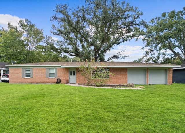 Property at 12317 23rd St, Santa Fe, TX 77510, 4 beds, 2 baths