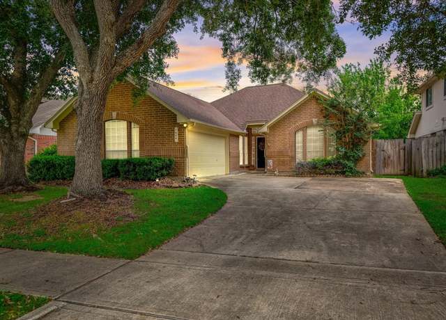 Property at 1606 Mabry Mill Rd, Houston, TX 77062, 4 beds, 3 baths