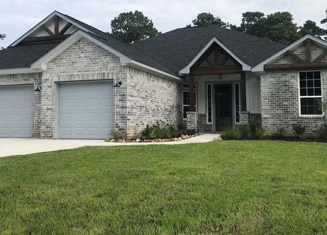Property at 17450 Shadywater Dr, Montgomery, TX 77356, 3 beds, 2.5 baths
