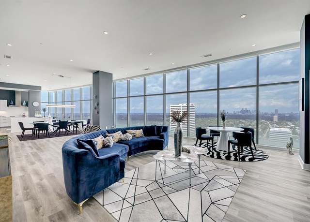 Property at 4521 San Felipe St #2701, Houston, TX 77027, 3 beds, 3.5 baths