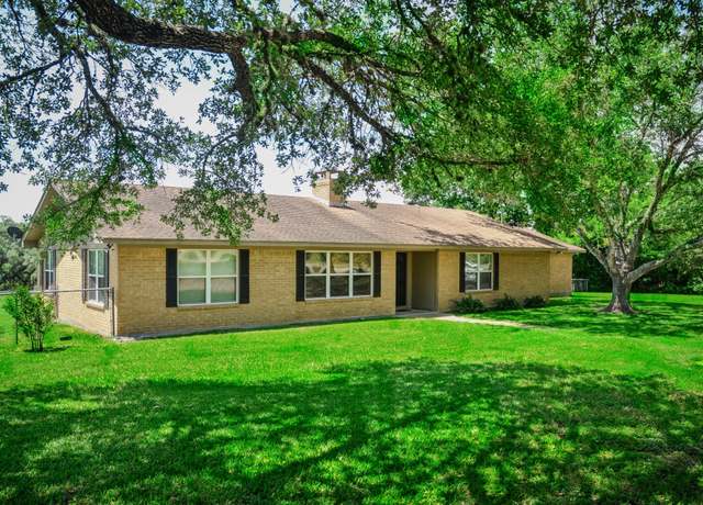 Property at 1145 County Road 250, Weimar, TX 78962, 3 beds, 2 baths