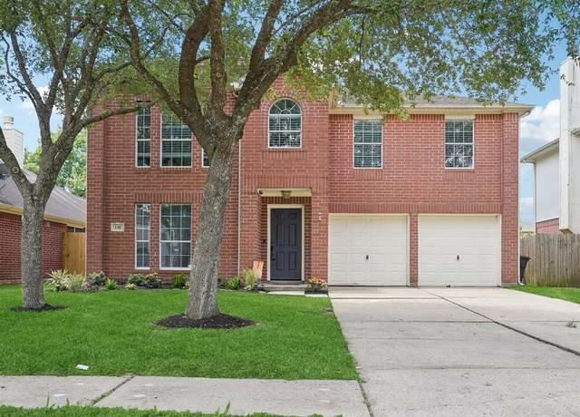 Property at 132 Rocky Cove Ln, Dickinson, TX 77539, 5 beds, 2.5 baths