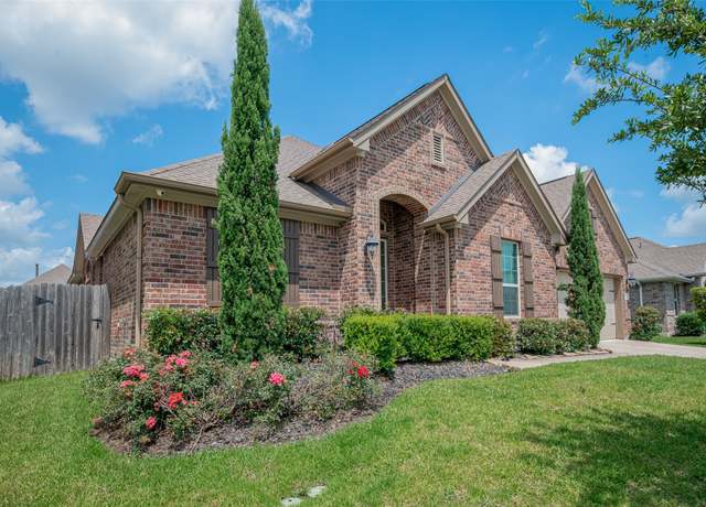 Property at 2625 Blooming Field Ln, Conroe, TX 77385, 4 beds, 3.5 baths