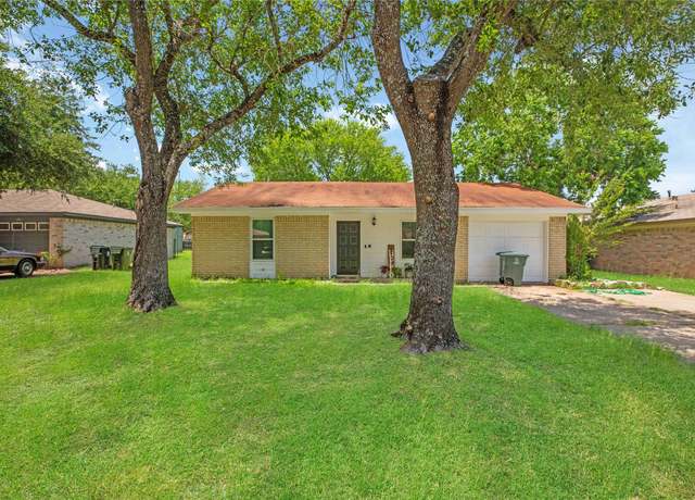 Property at 2502 Waterwood Ln, Bryan, TX 77803, 3 beds, 2 baths
