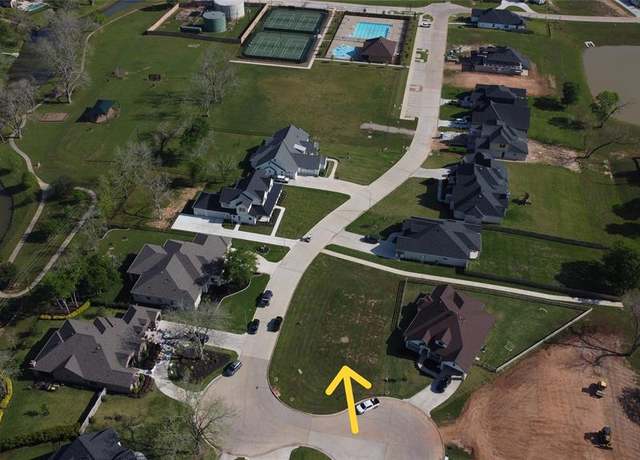 Property at 33007 Wicket Ct, Fulshear, TX 77441