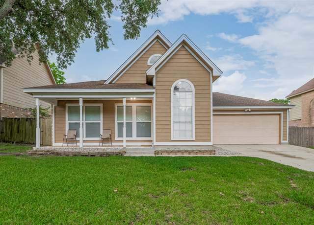 Property at 22823 Black Willow Dr, Tomball, TX 77375, 3 beds, 2 baths