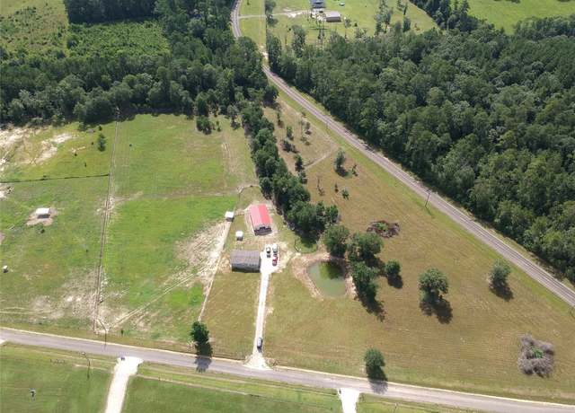 Property at 6290 Mustang Trl, Kountze, TX 77625, 3 beds, 2 baths