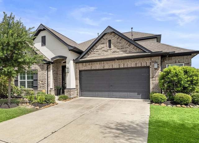 Property at 10927 Crestwood Point Cir, Cypress, TX 77433, 4 beds, 3.5 baths