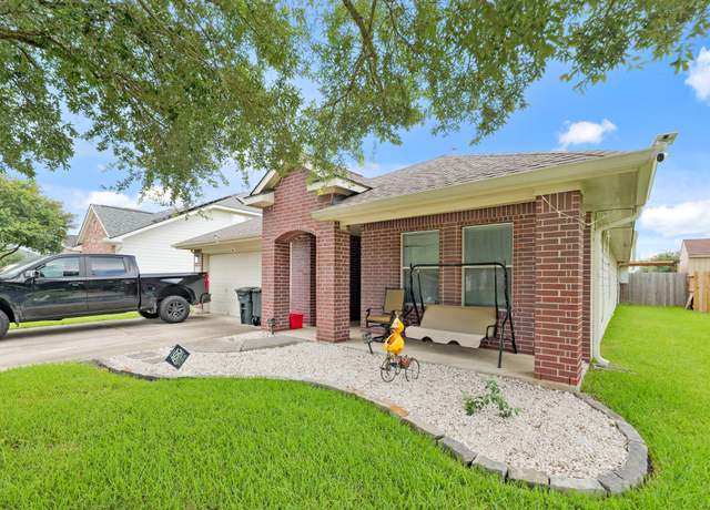 Property at 15010 Sunset Villa Ct, Humble, TX 77396, 3 beds, 2 baths