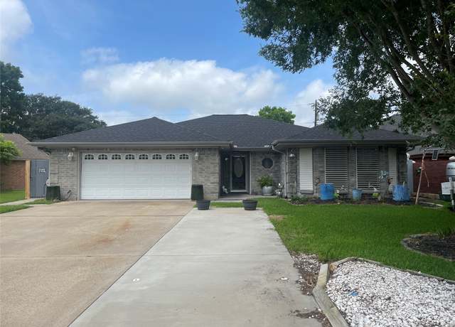 Property at 2507 18th St N, Texas City, TX 77590, 3 beds, 2 baths