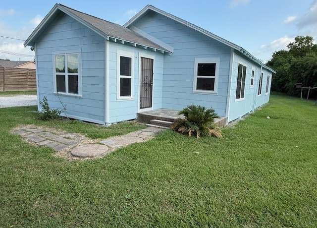 Property at 4822 W Cedar Bayou Lynchburg Rd, Baytown, TX 77521, 3 beds, 1.5 baths
