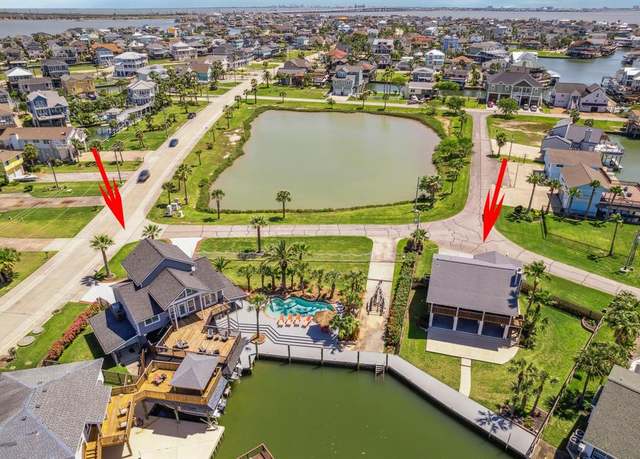 Property at 1775 Tiki Dr, Tiki Island, TX 77554, 5 beds, 4.5 baths
