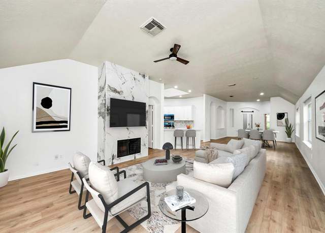Property at 5931 Mettler Ln, Richmond, TX 77469, 3 beds, 2 baths