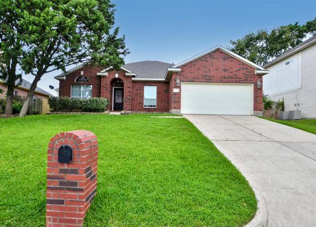 Property at 19222 Aquatic Dr, Houston, TX 77346, 3 beds, 2 baths
