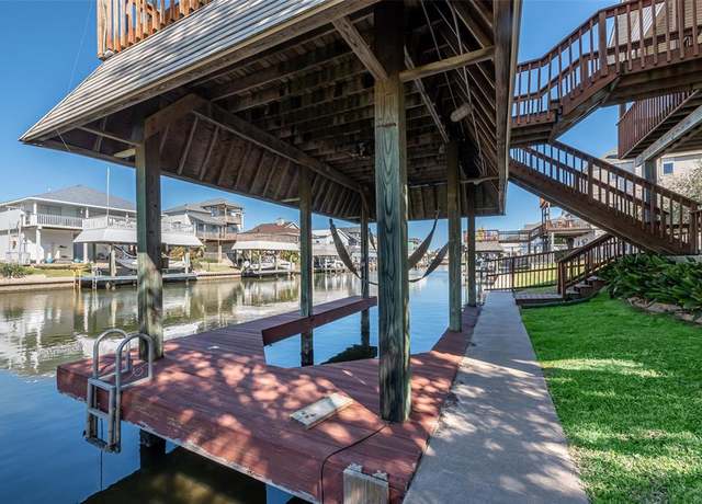 Property at 12840 E Camino Famoso, Galveston, TX 77554, 3 beds, 2.5 baths