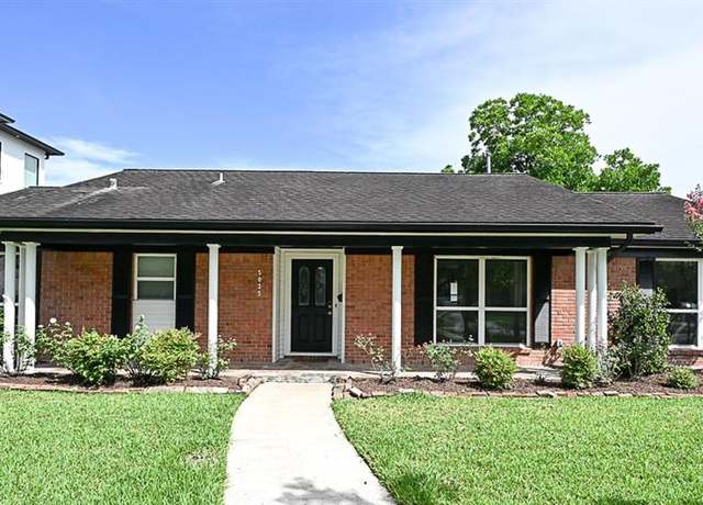 Property at 5035 Yarwell Dr, Houston, TX 77096, 3 beds, 2 baths