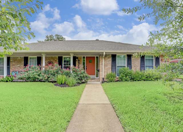 Property at 8019 Colgate St, Houston, TX 77061, 5 beds, 3.5 baths